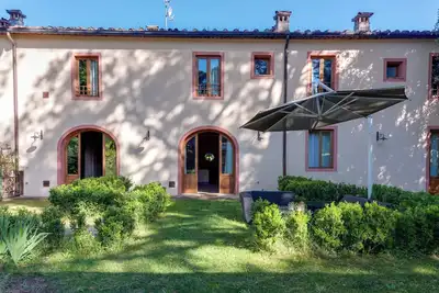 Image de Appartement 'Villa Leonardo - Belle Ferronière' avec jardin partagé, Wi-Fi et climatisation