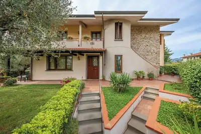 Image de Appartement \"La Casa Nel Verde\" avec terrasse privée, Wi-Fi et climatisation