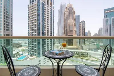 Image de Cozy 1br Near Jbr Beach with Sea View, Pool, Gym, and Free Parking