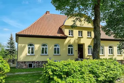 Image de Gutshaus Neu Necheln - Ferienwohnung