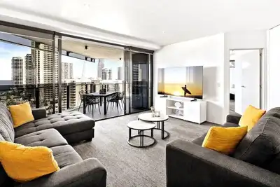 Image de mantra circle on cavill level14 ocean and river veiw amazing veiws & city centre