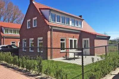 Image de With its 4 bedrooms, Landgoed de Lente the Krokus type sleeps 8 people.