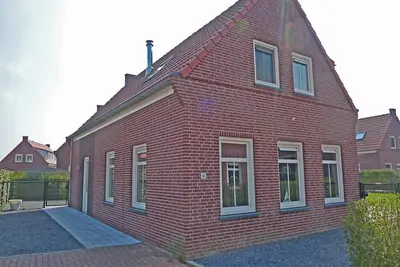 Image de With its 4 bedrooms, this property can accommodate 8 people.