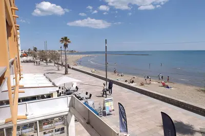 Image de Appartement T2 Cabine en Front de Mer avec Terrasse Ă Agde - 5/6 Couchages