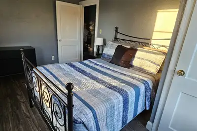 Image de workers retreat. . cozy area to work remote while enjoying great food and fishing