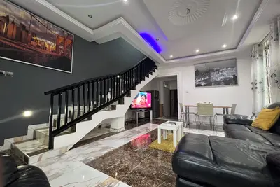 Image de Dworth Lodge, East Legon Hills by the Melcom Mall ( 2 Bed House)