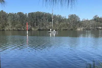 Image de Waterfront Paradise Free Motor Boat & Fishing