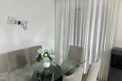 Image de Chic Apt with Pool, Ac, Wi-Fi, Tv, Close Amenities