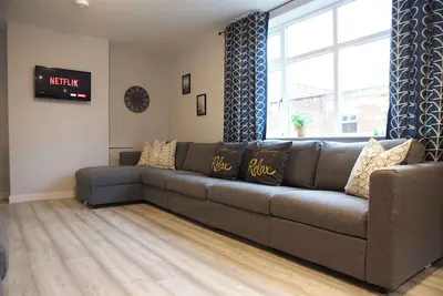 Image de Lower Gathering Sale Nr Manchester - Sleeps 13