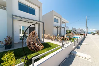 Image de Two-Bedroom Duplex with Garden, Thalassa Residential Complex