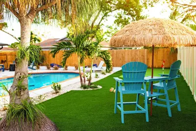 Image de Island Song- Heated saltwater pool, putt putt, games, Anna Maria Island and Img