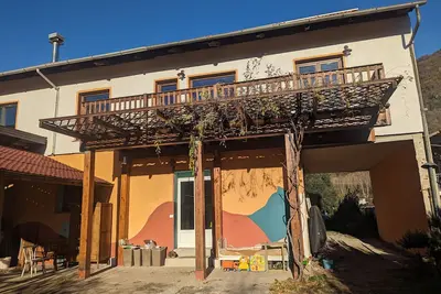 Image de Adagio Guesthouse: rooms with terrace and tavern at the foot of the mountains