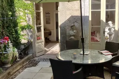 Image de 16th Century Merchant's House\nSte Foy La Grande\nNr Bergerac ✈️\nSleeps 4\nNEW! !