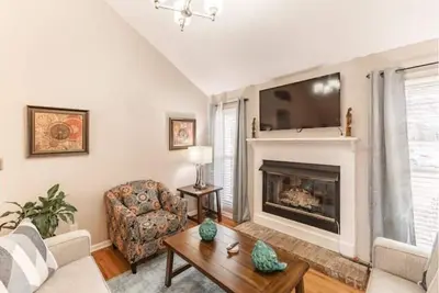 Image de Rocket City Retreat-3br-Office-Pets Welcome!