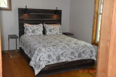 Image de Lil' Cabin In The Woods
