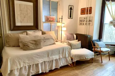 Image de Pet Friendly Apt, Perfect Downtown Location, Walk To Cornell and Ic & Everywhere
