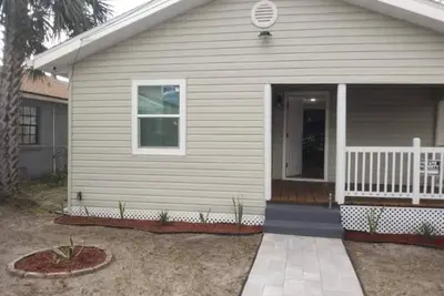 Image de Ybor City Bungalow