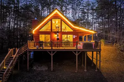 Image de Welcome to your new favorite escape in Murphy, Nc by Lees Acres