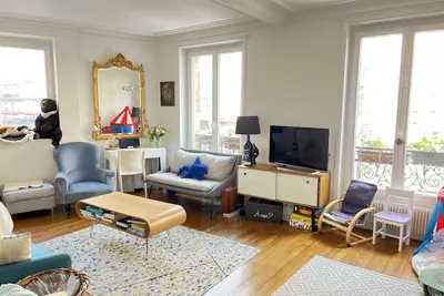 Image de 2-bedroom family flat near Montmartre!