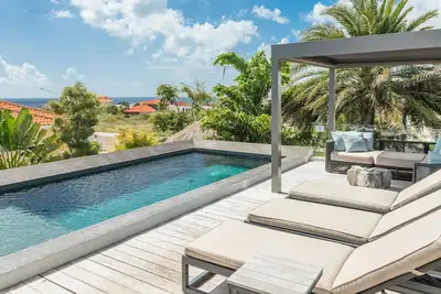 The Pearl of Jan Thiel, private pool, gym and game room 3
