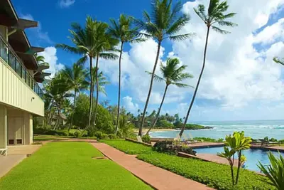 Image de Luxury Gated Oceanfront Condo on Ground Floor