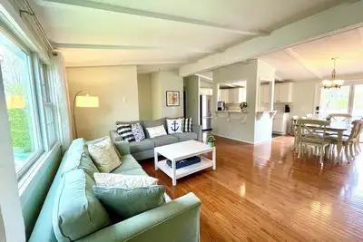 Image de Family Friendly Mystic Retreat - Close To Town