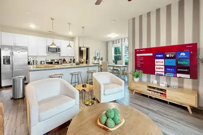 Image de 2xKing Beds, Pool, Gym, No-Stairs