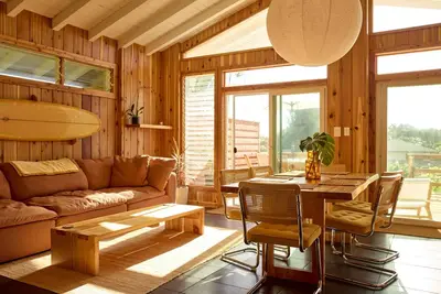 Image de The Cedar House - Private Yard and Entrance!