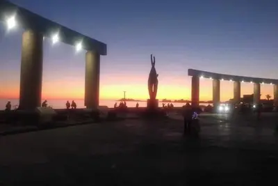Image de Condo Mirador with Rooftop Ramada Near Sea of Cortéz, El Malecon, and Manny's.