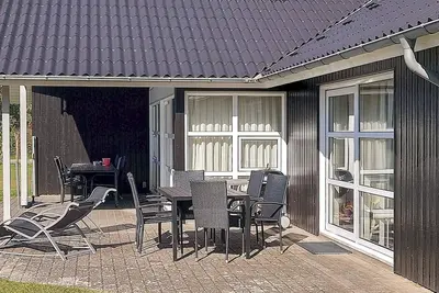 Image de Maison de vacances pour 10 a Hadsund-By Traum