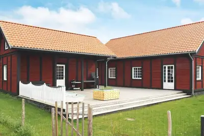 Image de Maison de vacances pour 10 a Marstal-By Traum