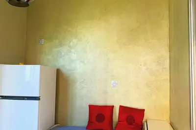 Image de Appartement Moderne avec Vue sur Jardin - Quartier Les Vallées, Proche de Paris