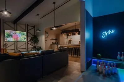 Image de Central City Loft - Sleeps 10