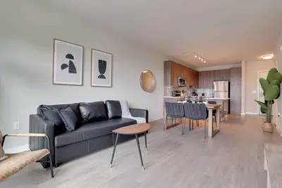 Image de Apartment just 15 minutes walk from the Metro