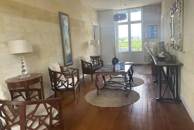 Image de Charmante maison au cœur d'une propriété viticole à 8 minutes de saint Emilion.