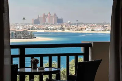 Image de Elegant 1br Full Palm View Apartment at 5-star Resort