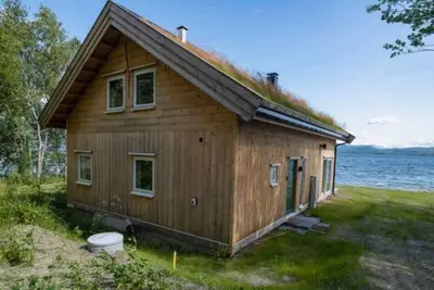 Unique home by the sea. 10 meters from shore-line. Exceptional