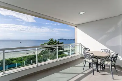 Image de Sea Front | Balcony with Barbecue grill #Cha06