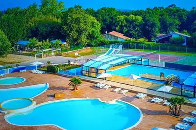 Image de Appartement de vacances Aureilhan pour 1 - 6 personnes avec 3 chambres à coucher - Maison de vacance