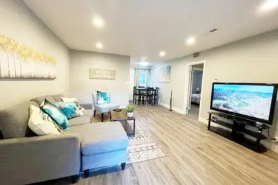 Image de Cozy 2br Near Santana Row for vacation/business