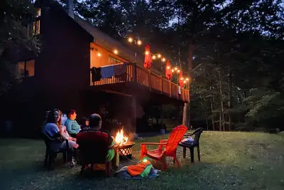 Image de The Mountain Cabin - Hiking, Golf & More Nearby, with Hot Tub on Premises\n