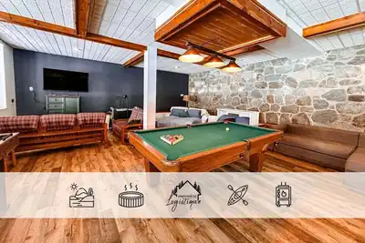 Image de Chalet de l'Auberge: Lac avec Plage, Spa & Billard