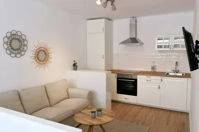 Fantastic Duplex Only 50m From the Beach