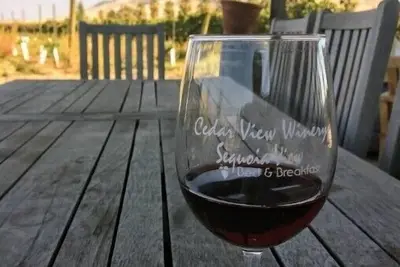 Image de Winemaker's Suite - Sequoia View B&B