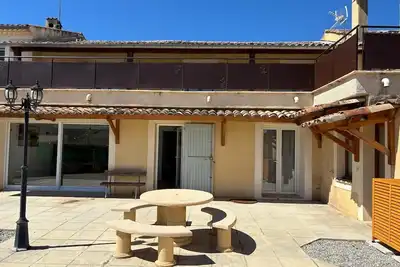 Image de Grande Bâtisse au Cœur de Greoux les Bains
