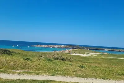 Image de Maison en bord de mer, proche des plages et du Gr 34