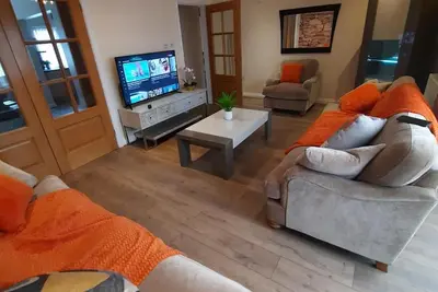 Image de Stunning 5 bedroom house Solihull