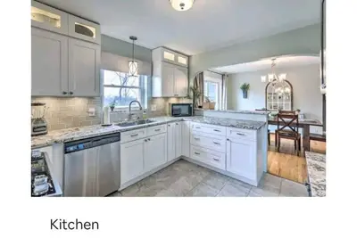 Image de Cozy Cottage w\/ Hot Tub! Conveniently located, near restaurants & attractions