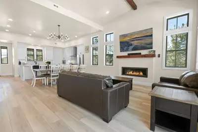 Image de Pine Meadow - Ac, Game Room, Billards, Foosball, Shuffleboard, Walk to Alpine Slide, Village & Lake