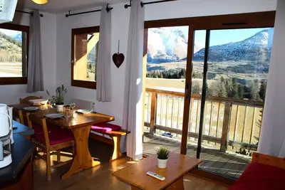 Image de Wohnung mit schöner Aussicht auf den Gipfel